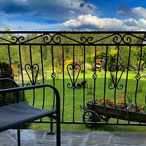 3* Guest house U Ani